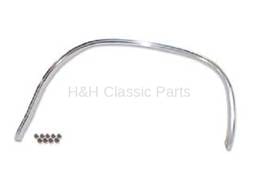 Front Wheel Opening Molding RH