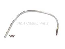 Front Wheel Opening Molding RH